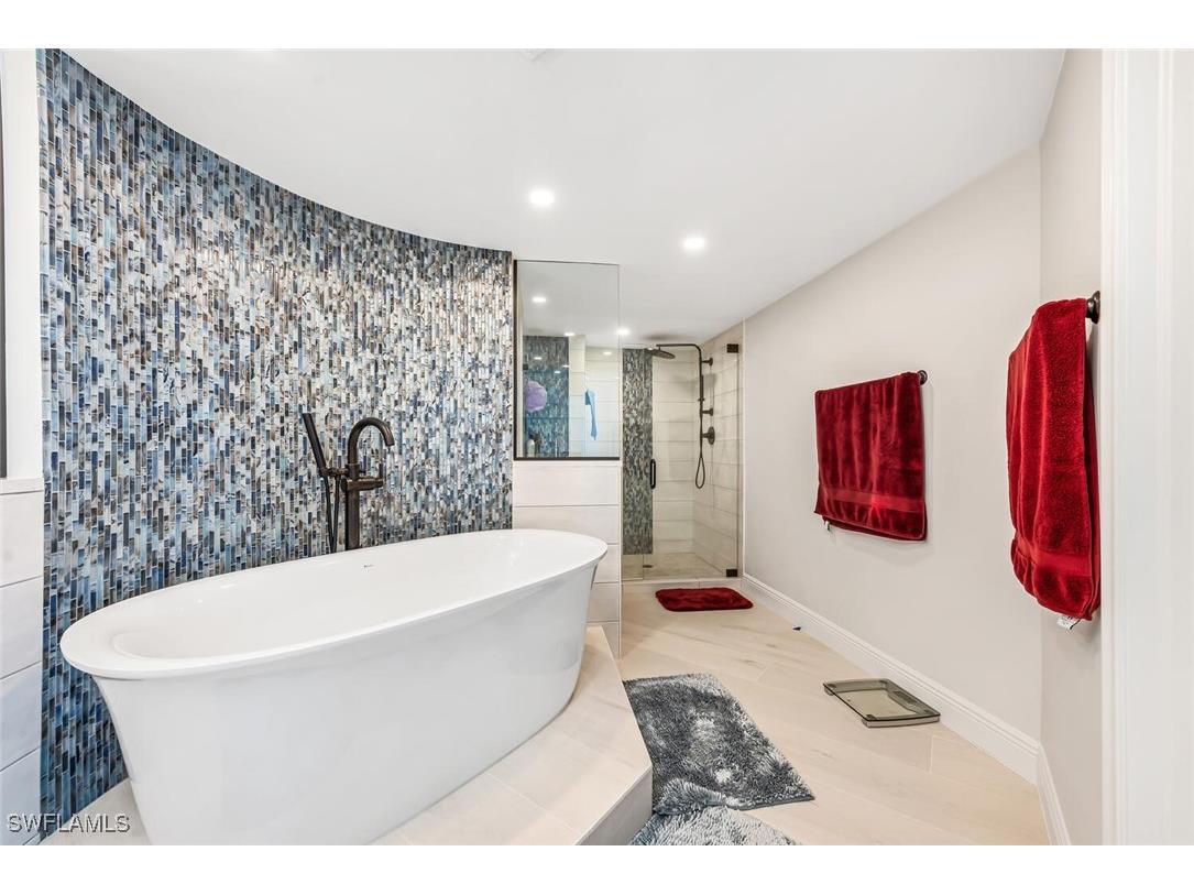 4401 Gulf Shore Boulevard N #PH3 Naples FL 34103 225039246 image13