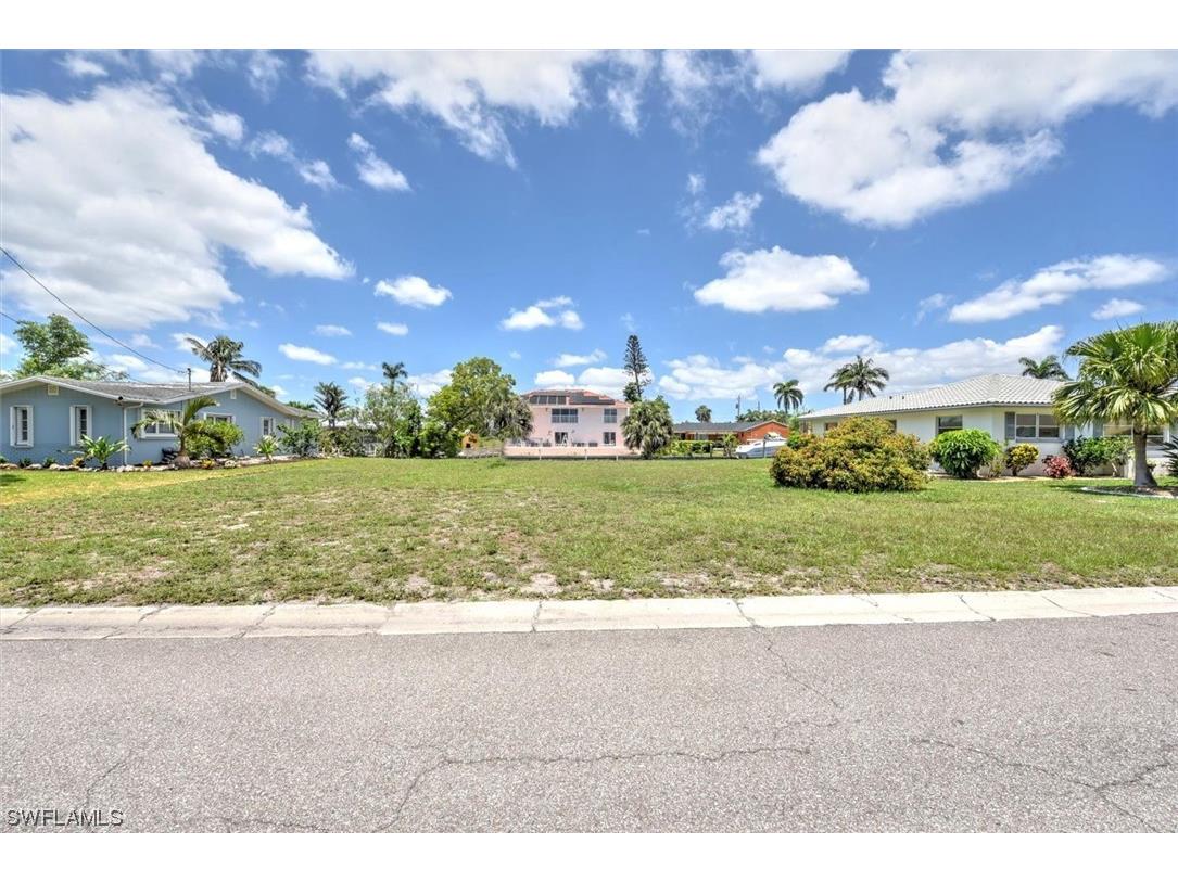 4425 N Gulf Circle North Fort Myers FL 33903 223041452 image4