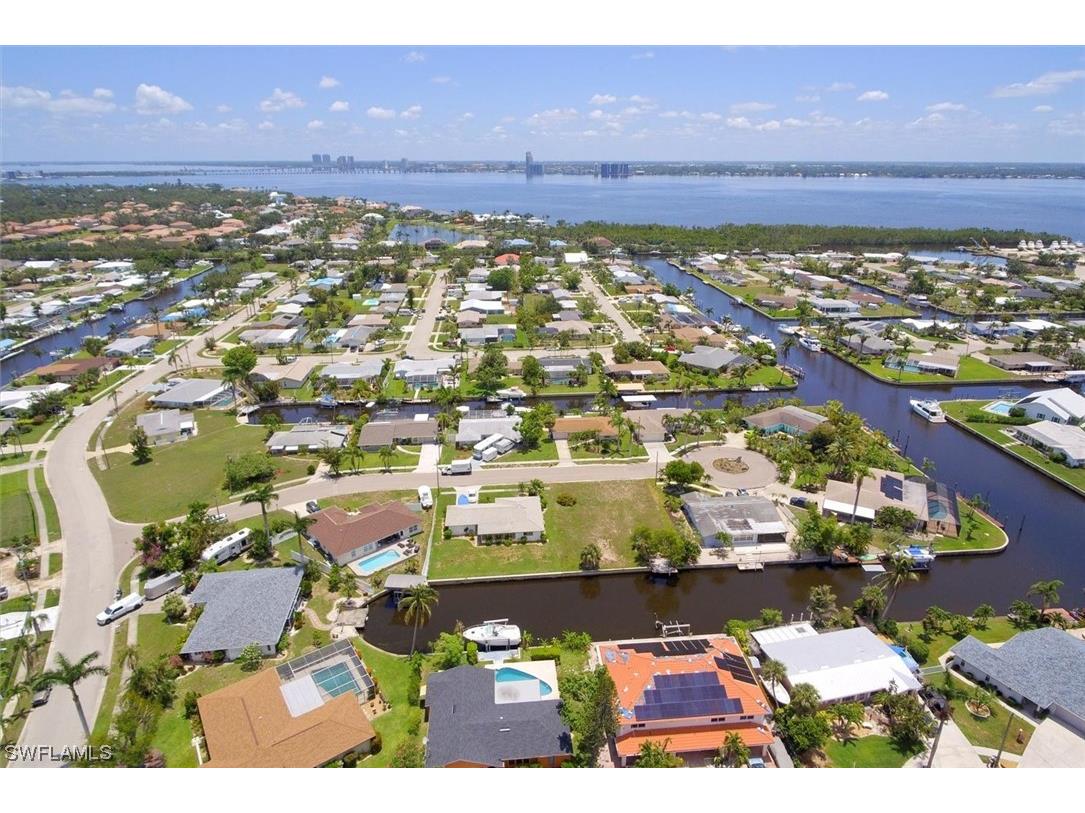 4425 N Gulf Circle North Fort Myers FL 33903 223041452 image6