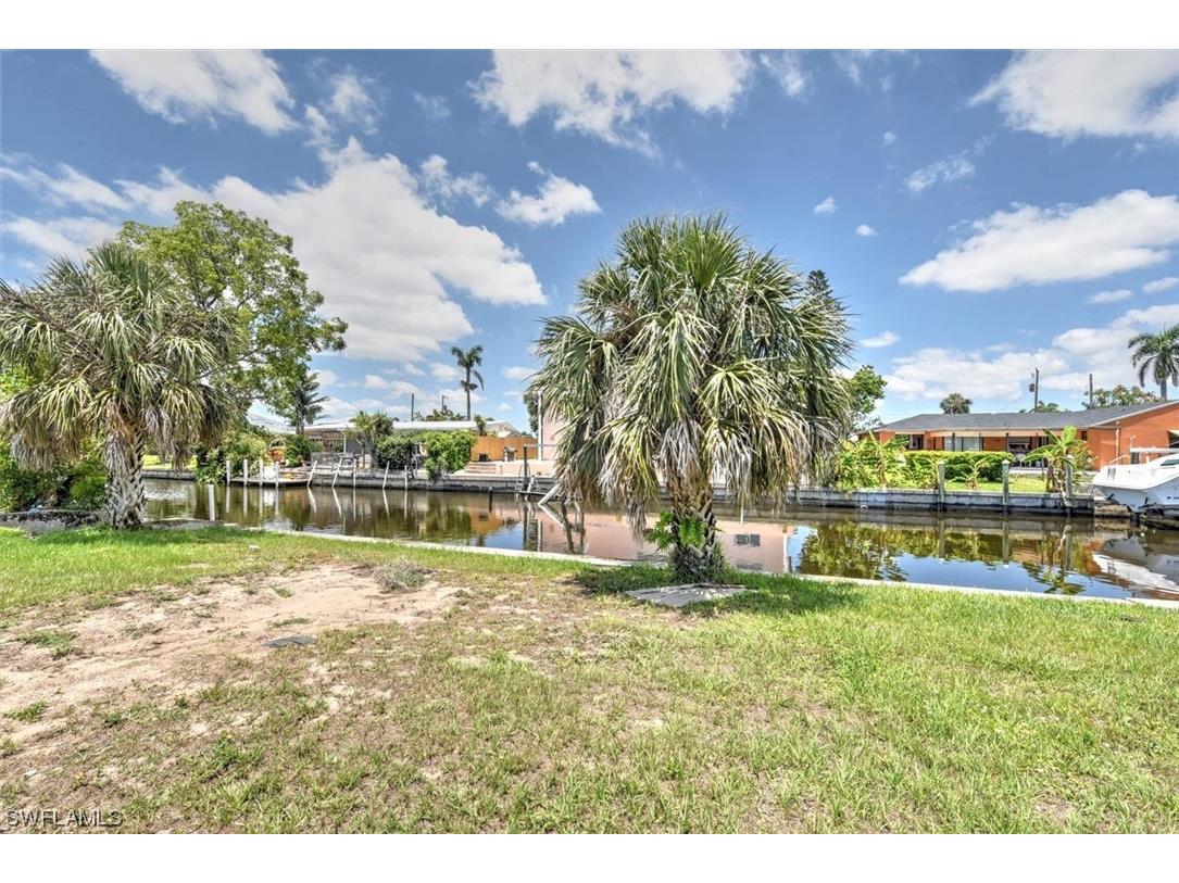 4425 N Gulf Circle North Fort Myers FL 33903 223041452 image7