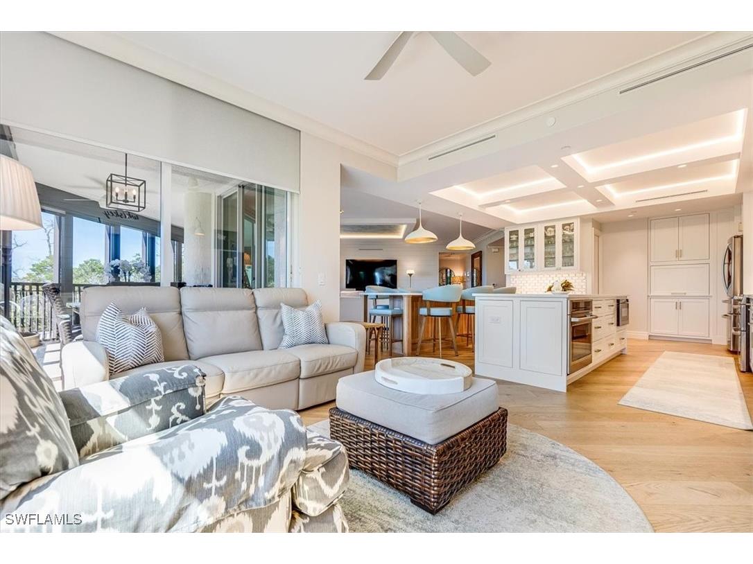 445 Cove Tower Drive #302 Naples FL 34110 225030036 image12