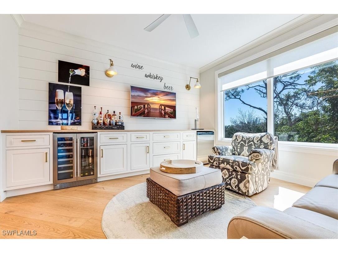 445 Cove Tower Drive #302 Naples FL 34110 225030036 image13