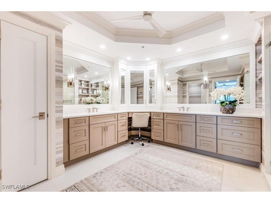 445 Cove Tower Drive #302 Naples FL 34110 225030036 image19