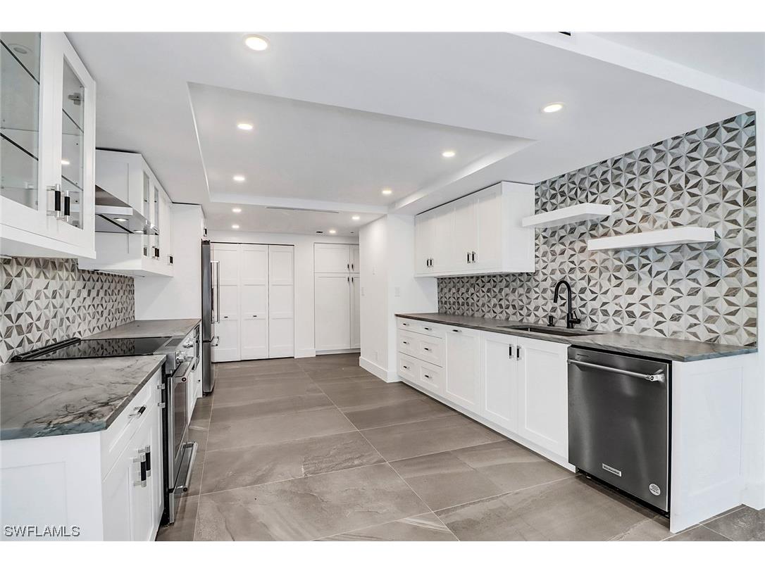  Naples FL 34103 223014919 image11