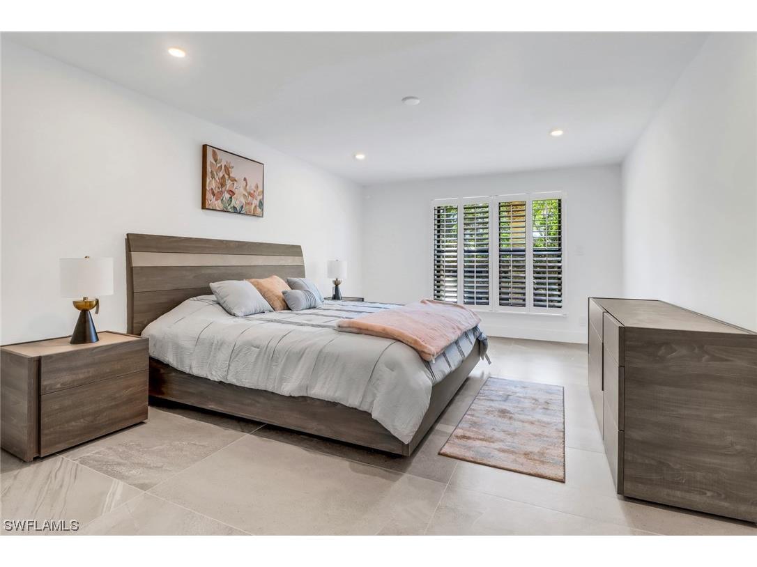  Naples FL 34103 223014919 image15