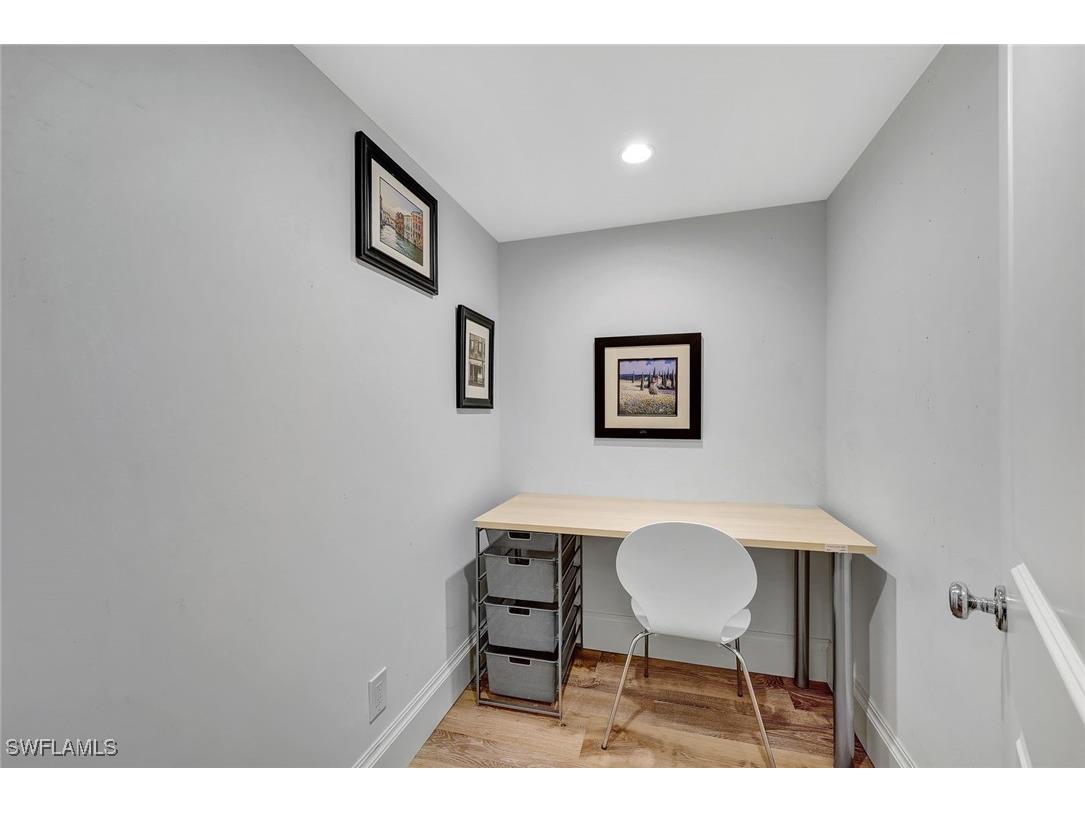 4451 Gulf Shore Boulevard N #506 Naples FL 34103 224093028 image19