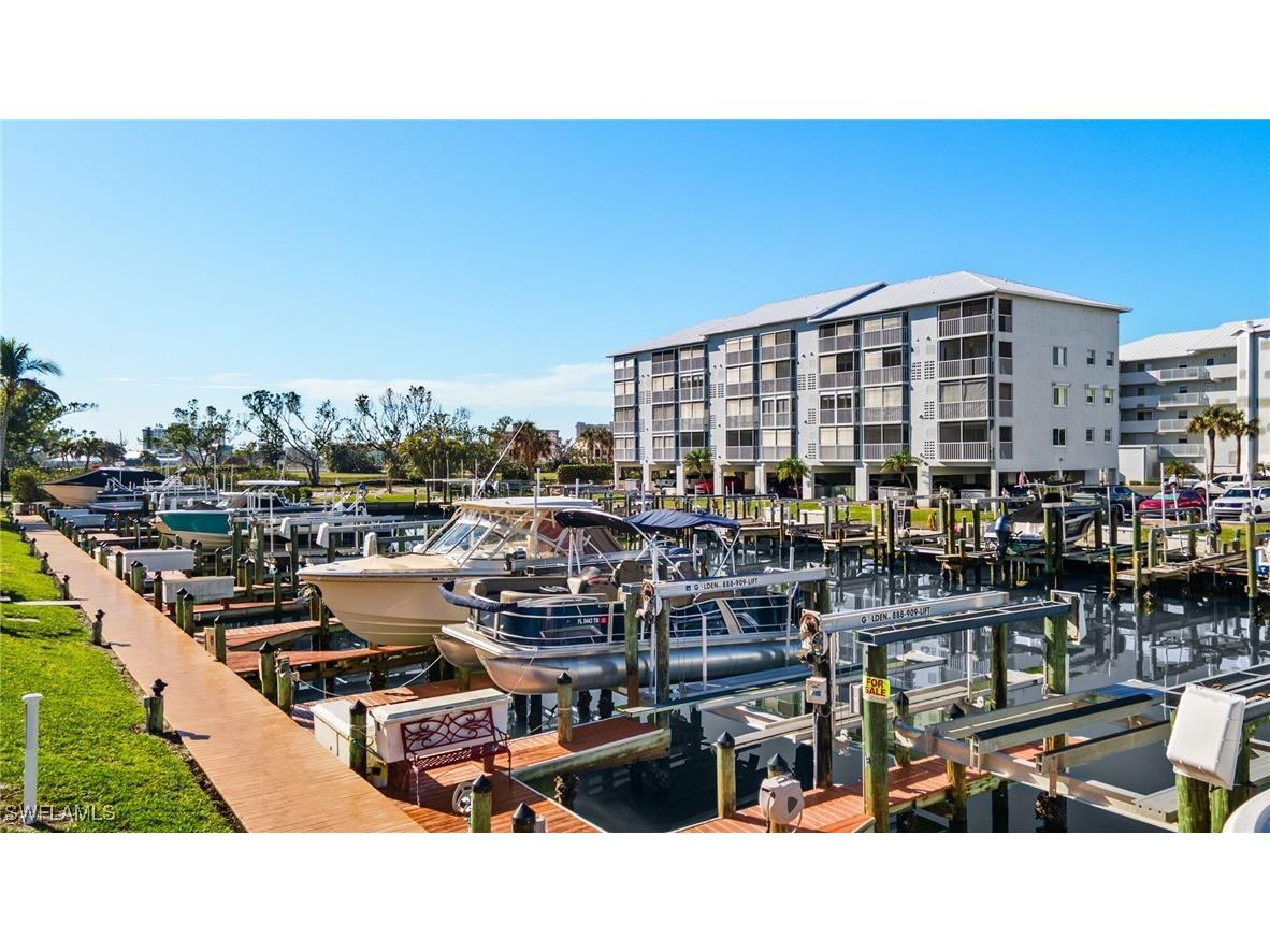 4491 Bay Beach Lane #113 Fort Myers Beach FL 33931 225039069 image30
