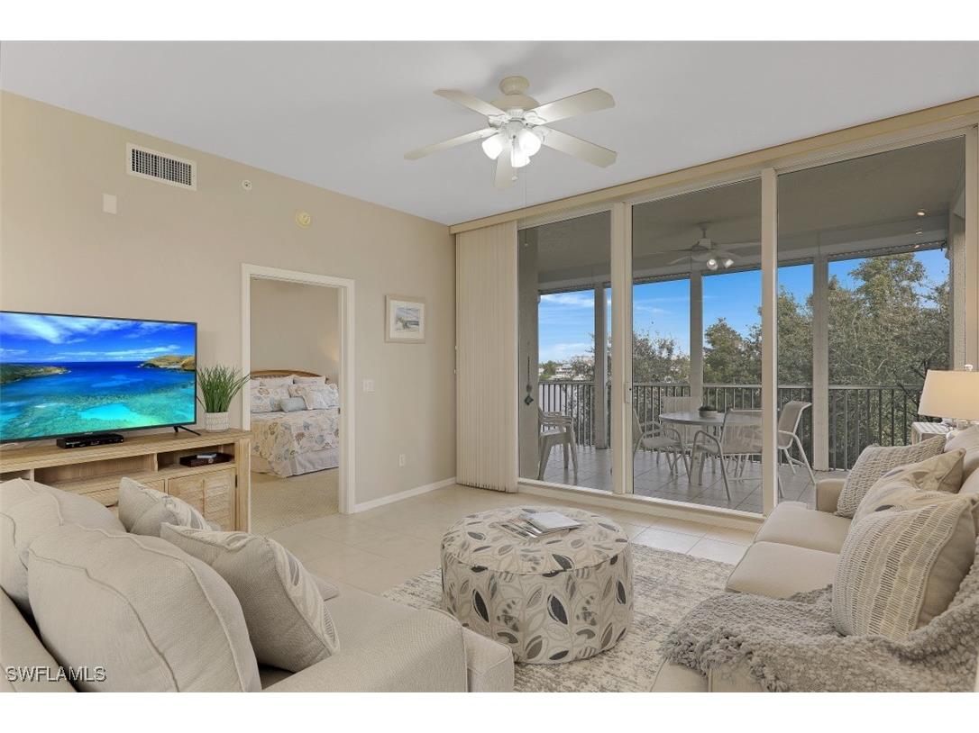 450 Launch Circle #404 Naples FL 34108 225044809 image3