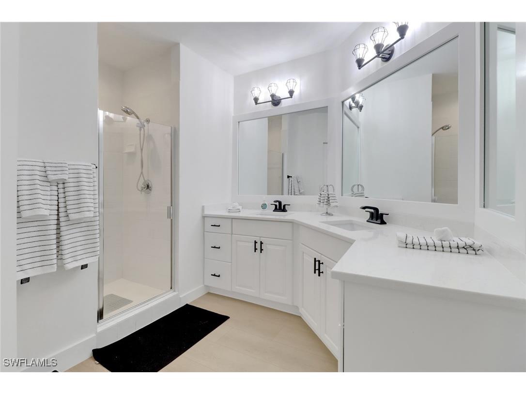 451 Bayfront Place #5505 Naples FL 34102 224085084 image10