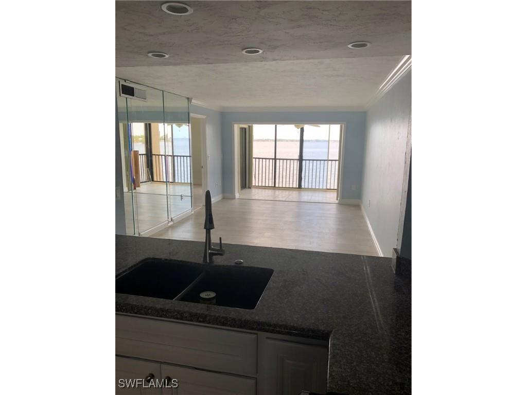 4510 N Key Drive #302 North Fort Myers FL 33903 225048566 image12