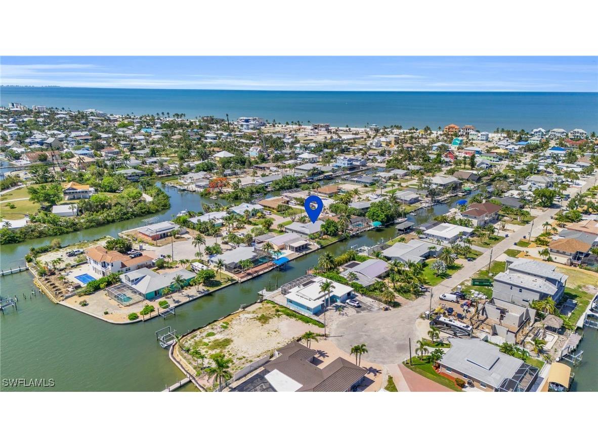 453 Washington Court Fort Myers Beach FL 33931 224093433 image1