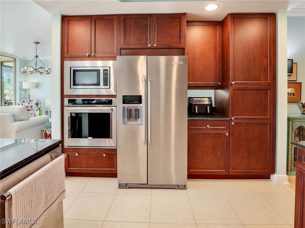 455 Cove Tower Drive #303 Naples FL 34110 225028306 image16