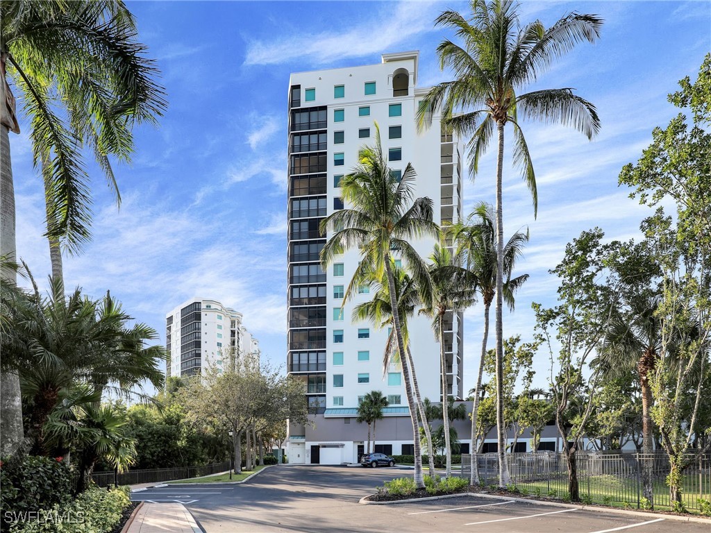 455 Cove Tower Drive #303 Naples FL 34110 225028306 image48