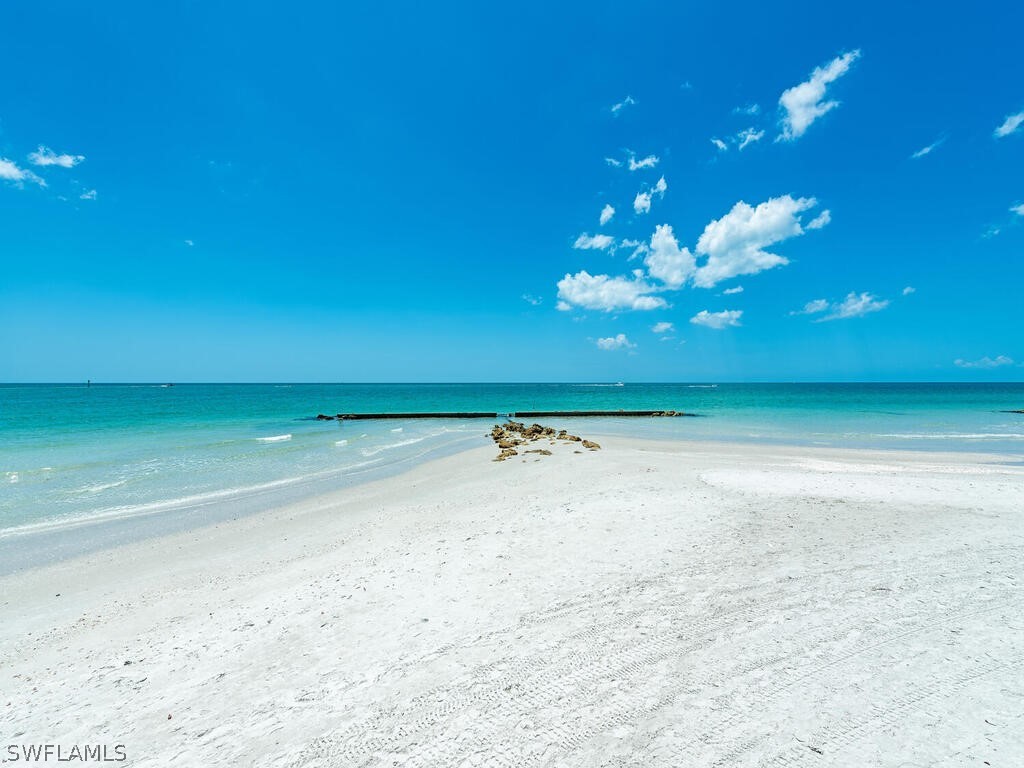 4550 Gordon Drive Naples FL 34102 223062658 image6