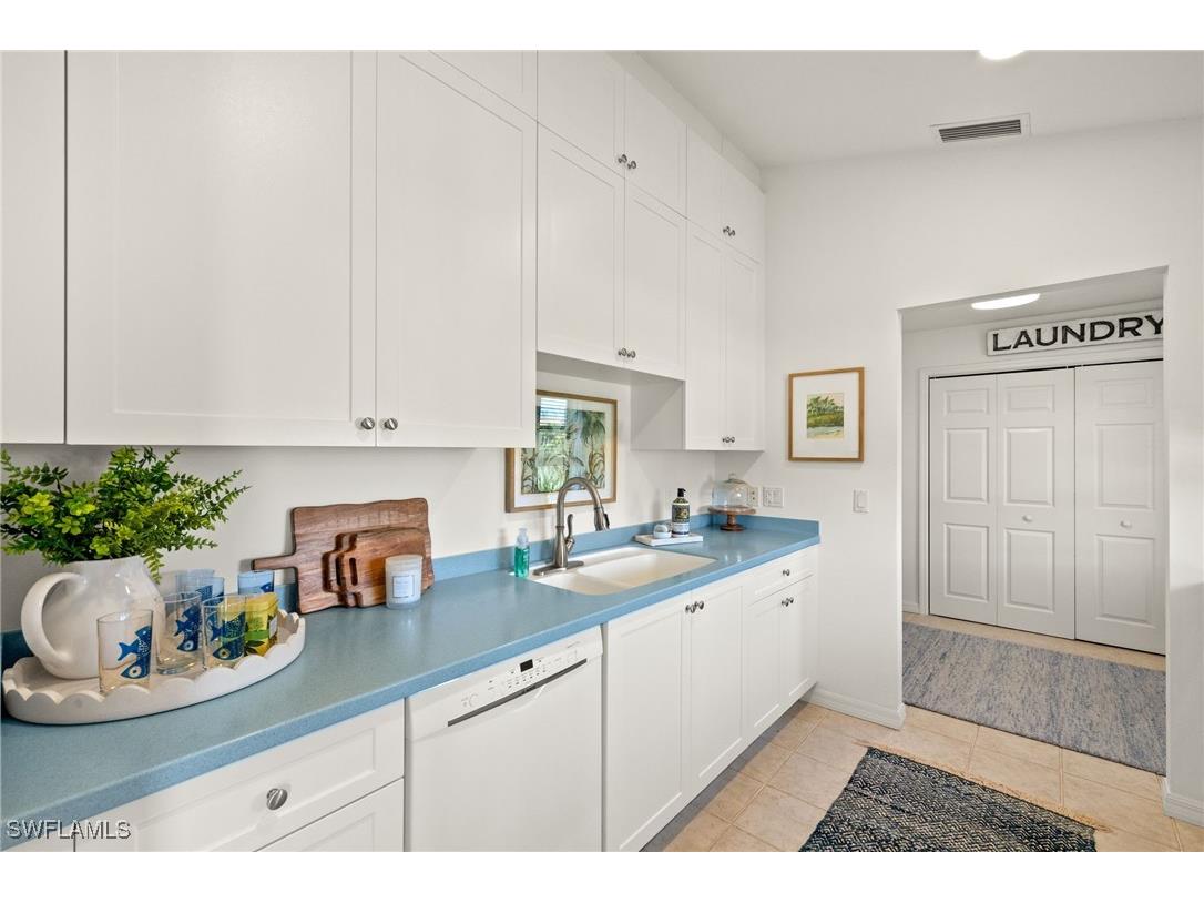 458 Lake Murex Circle Sanibel FL 33957 225036921 image15