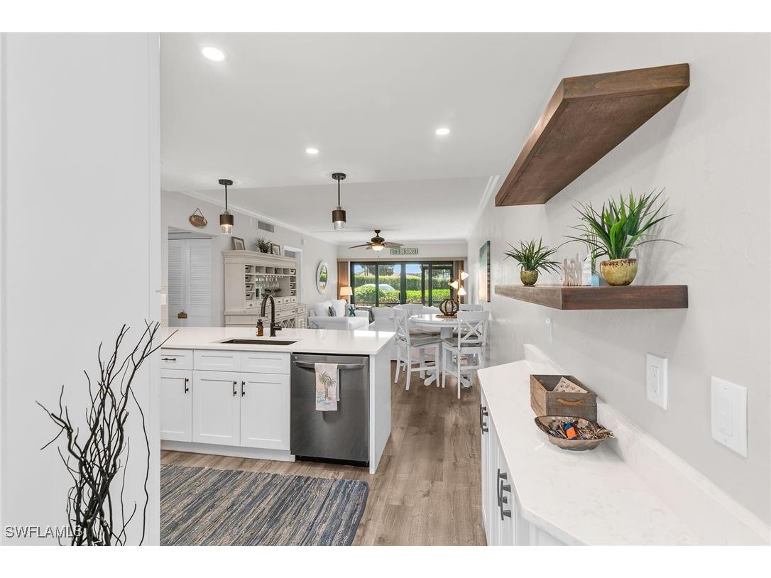 46 Manor Terrace E #8-108 Marco Island FL 34145 225041293 image1