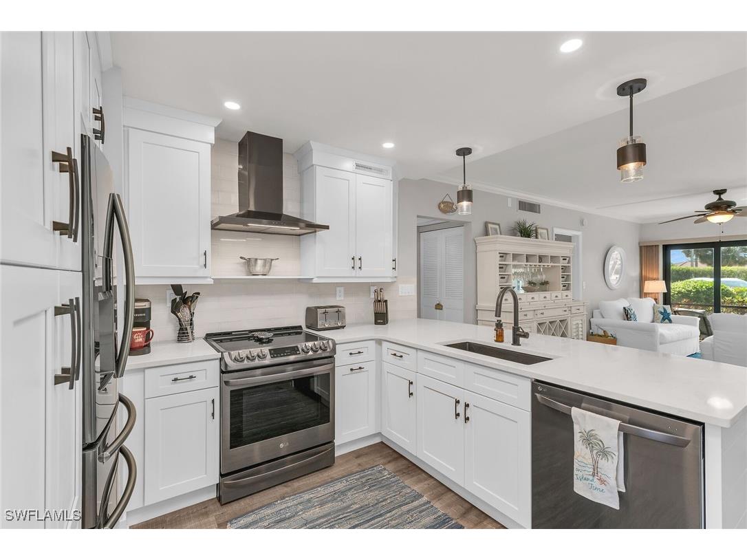 46 Manor Terrace E #8-108 Marco Island FL 34145 225041293 image2