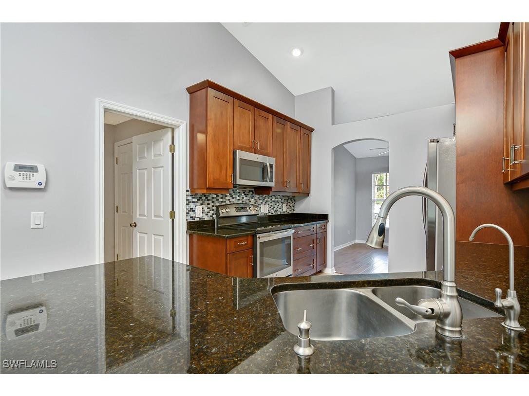 460 14th Avenue NE Naples FL 34120 225023739 image2