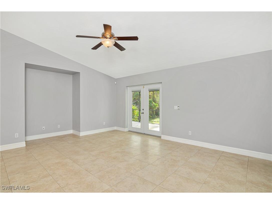 460 14th Avenue NE Naples FL 34120 225023739 image5