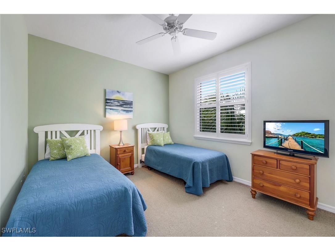 460 Launch Circle #401 Naples FL 34108 225044756 image10