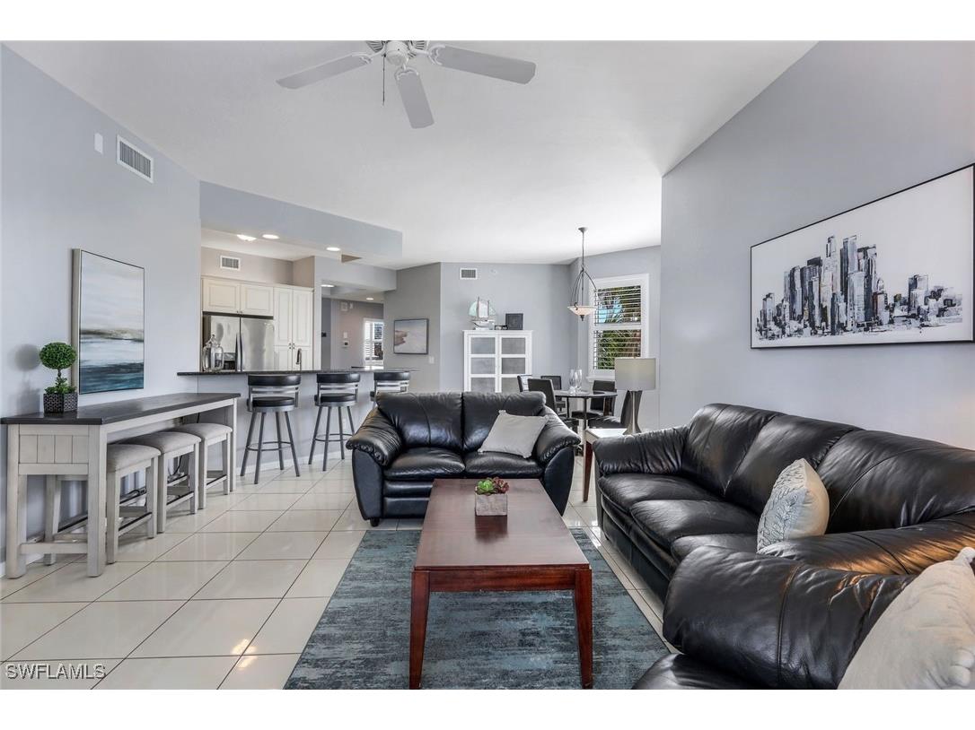 460 Launch Circle #401 Naples FL 34108 225044756 image2