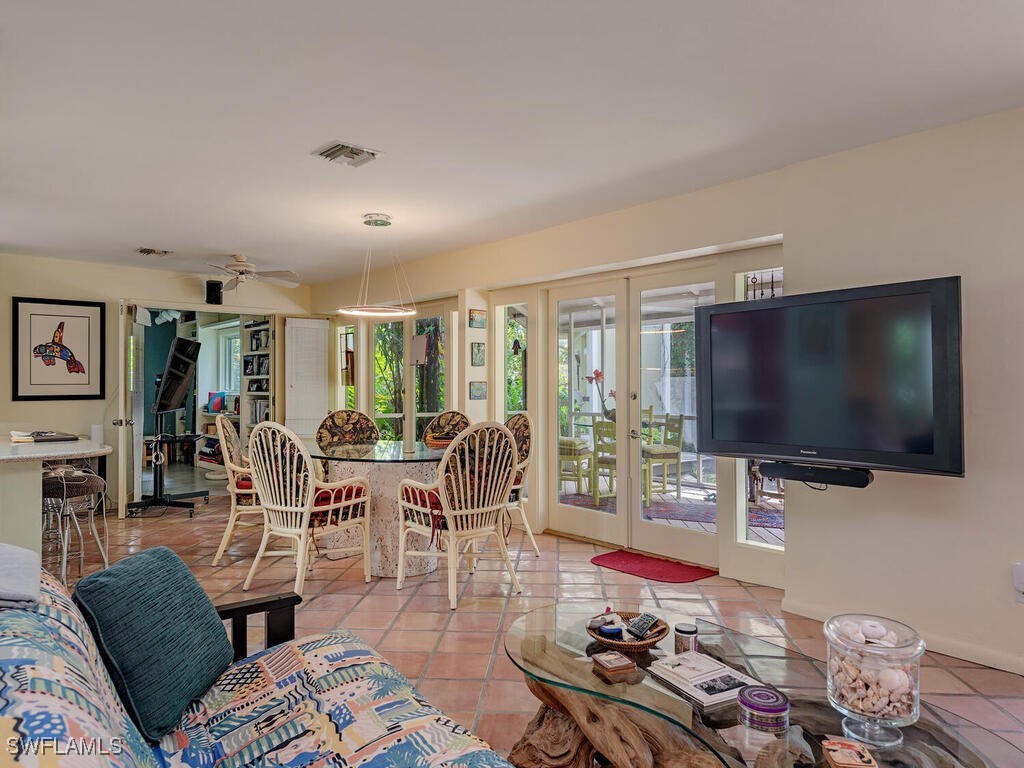 461 Carica Road Naples FL 34108 224013010 image3