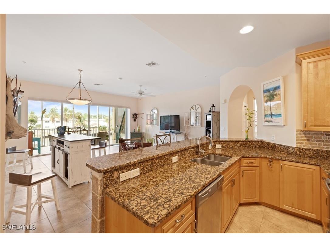 4610 SE 5th Place #201 Cape Coral FL 33904 225008105 image13