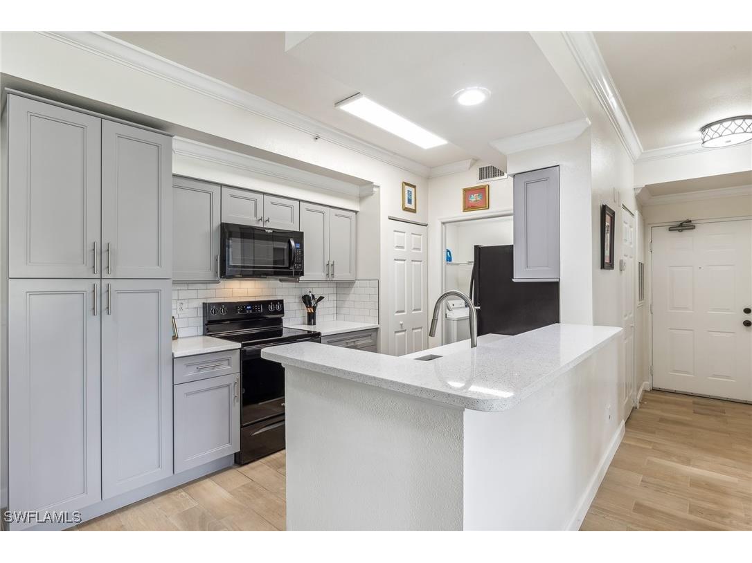 4610 Saint Croix Lane #1015 Naples FL 34109 225033098 image1