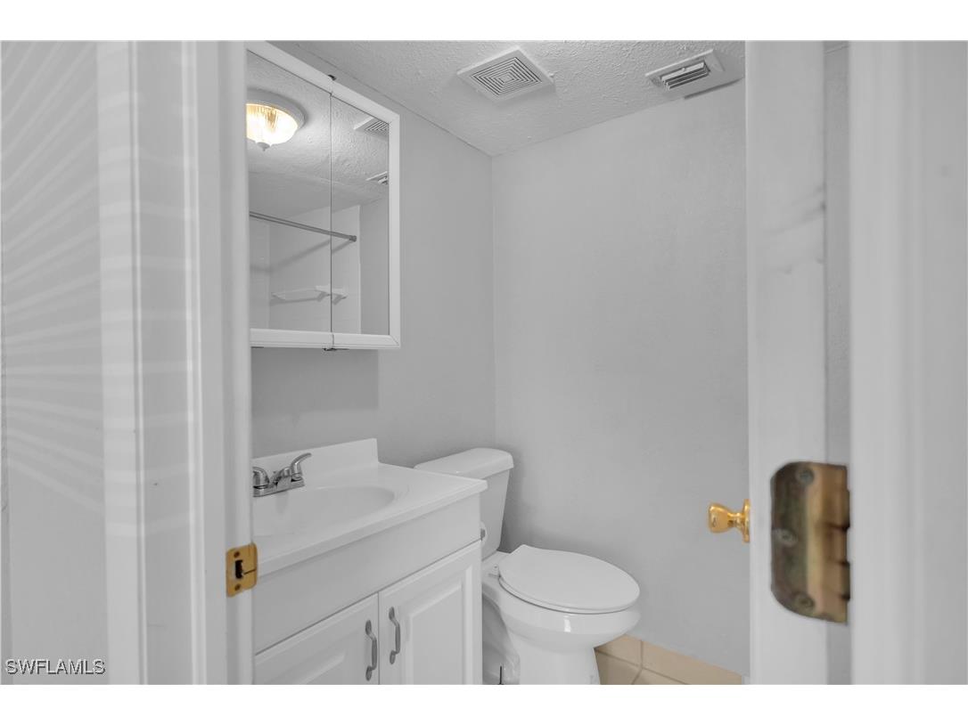 4617 Bayshore Drive #H2 Naples FL 34112 225037726 image26