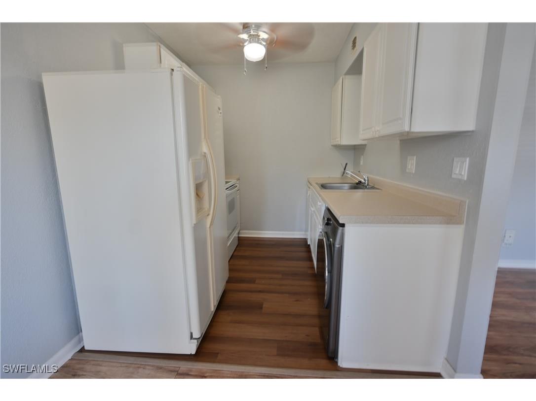 4617 Bayshore Drive #H2 Naples FL 34112 225037726 image4