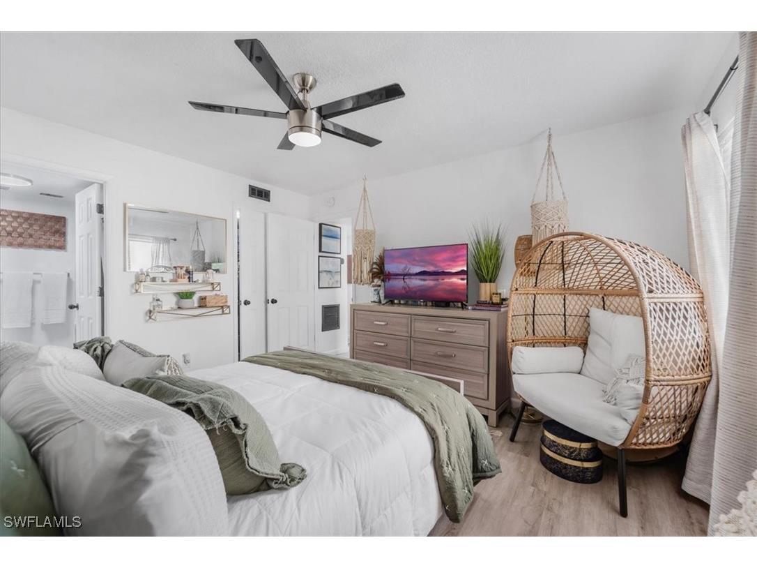 4623 Bayshore Drive #C2 Naples FL 34112 225044076 image20