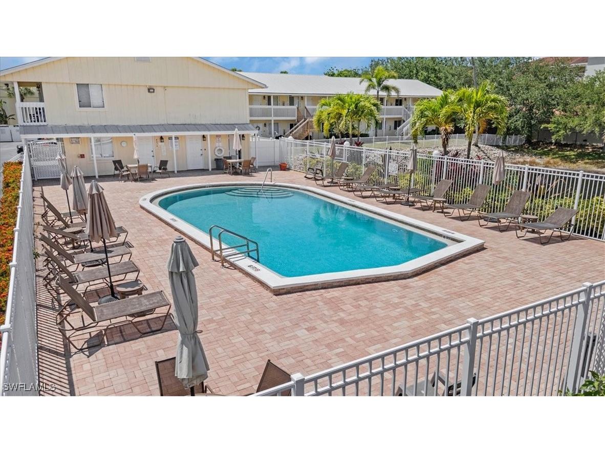 4623 Bayshore Drive #C2 Naples FL 34112 225044076 image26