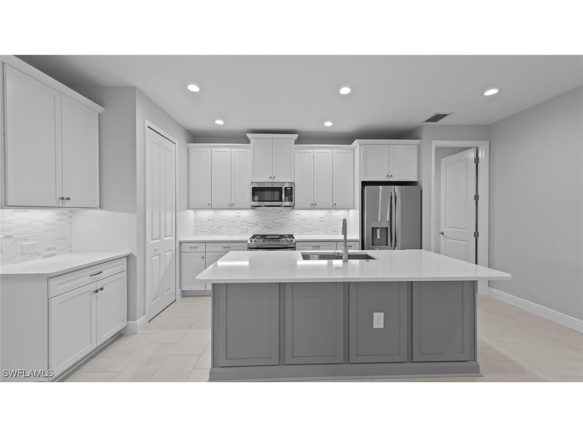 4636 Skysail Drive Naples FL 34120 225008786 image7