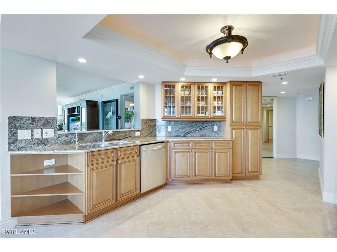 4651 Gulf Shore Boulevard N #607 Naples FL 34103 225013125 image10