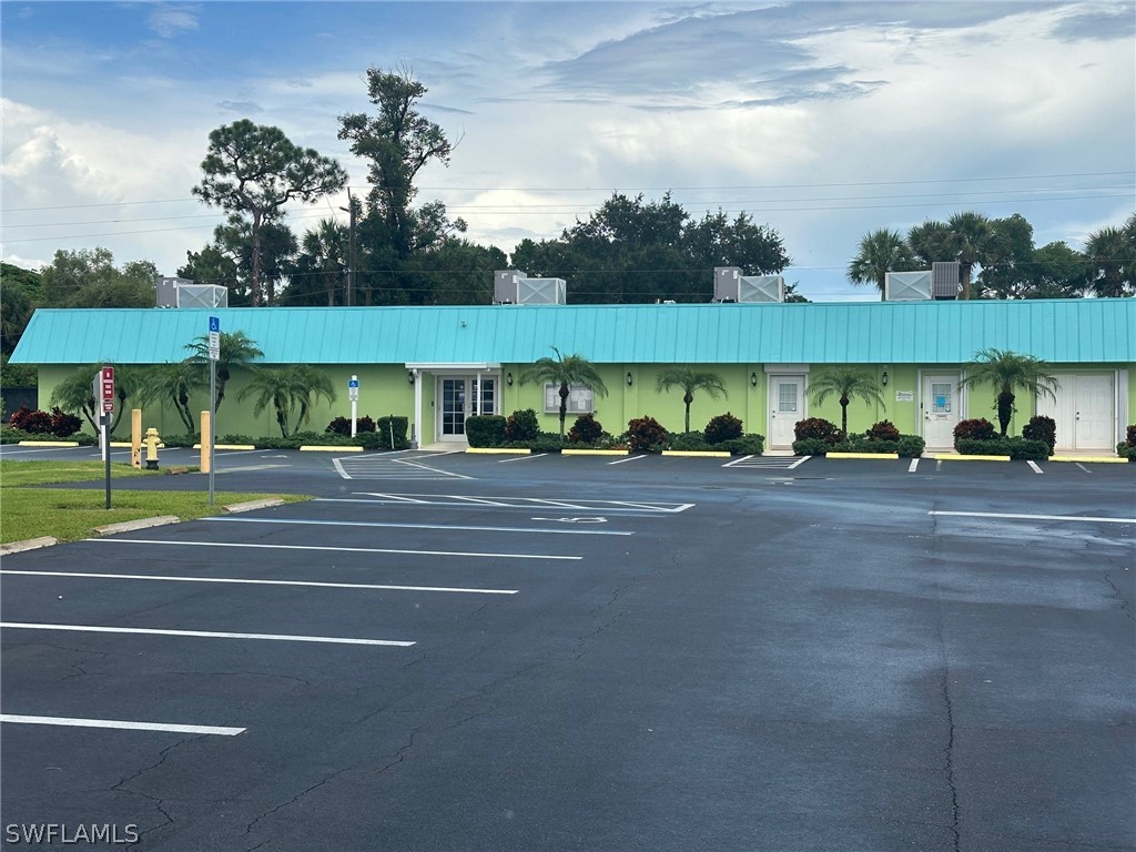 4681 Lahaina Lane Bonita Springs FL 34134 224062664 image6