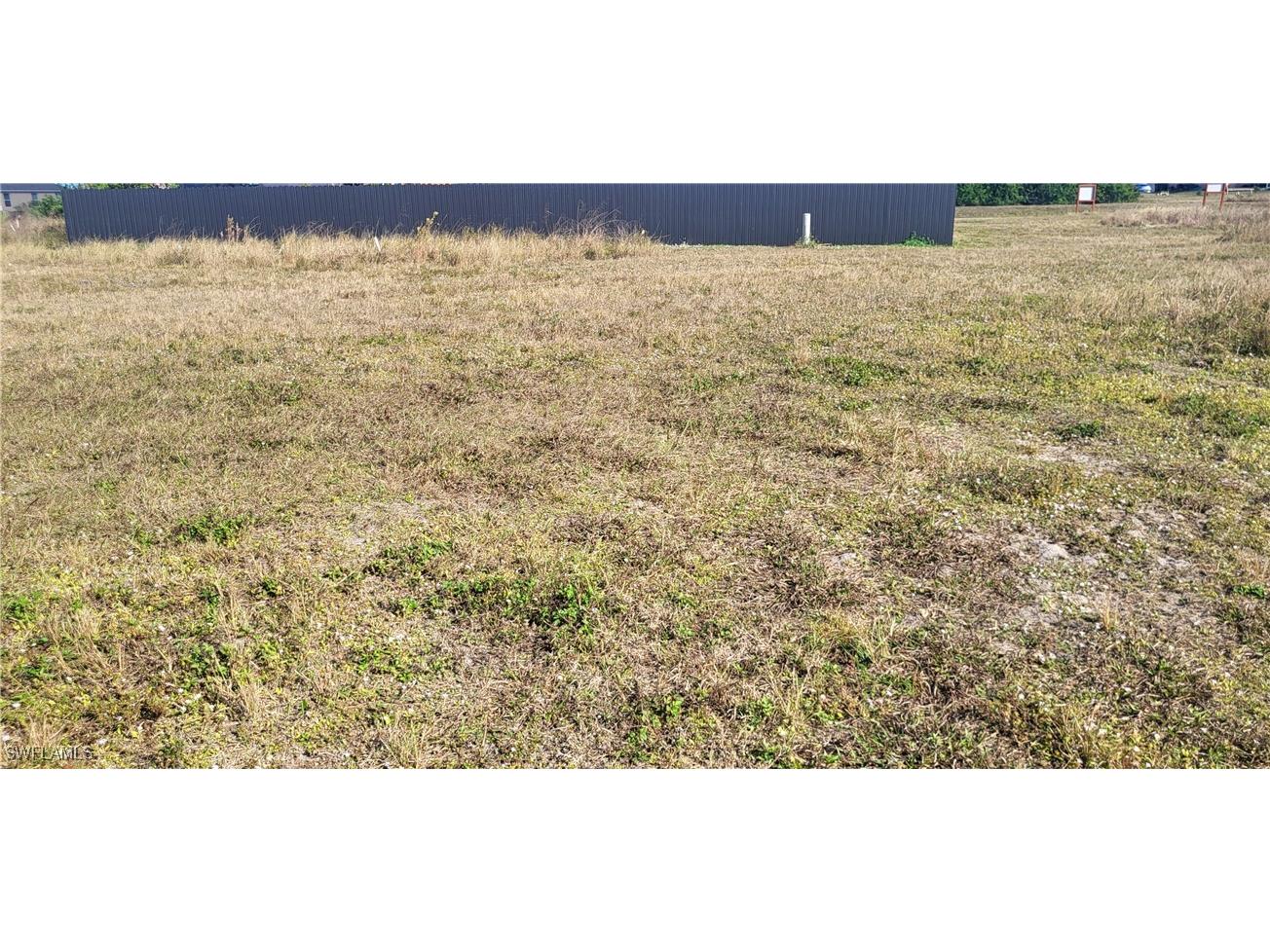 469 NE Juanita Place Cape Coral FL 33909 224101354 image3