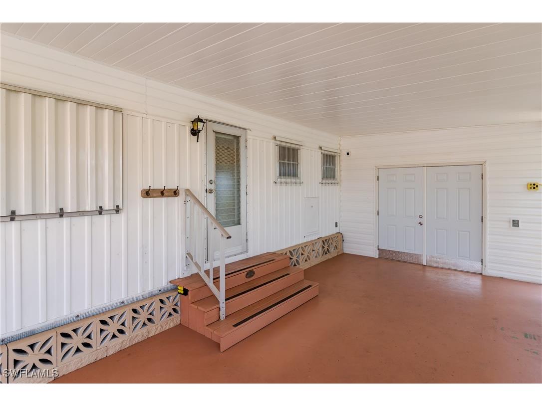 469 Riviera Boulevard W Naples FL 34112 225049611 image2