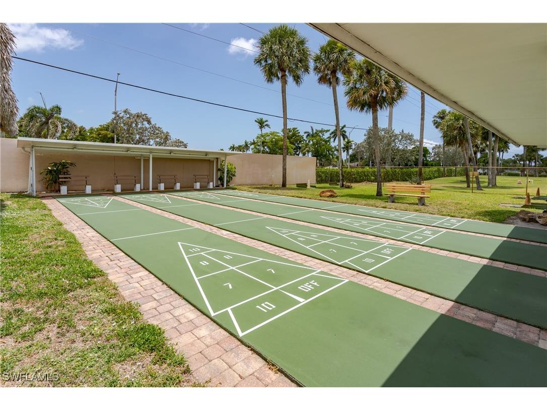 469 Riviera Boulevard W Naples FL 34112 225049611 image27