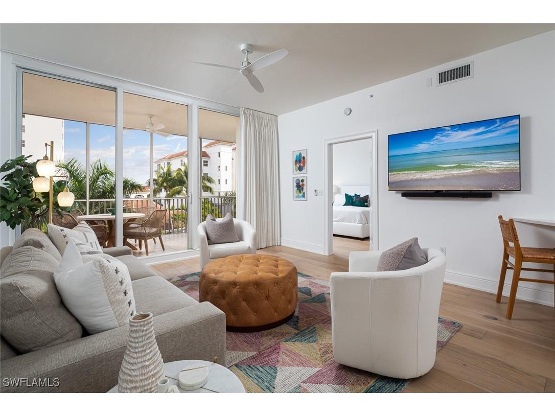 470 Launch Circle #V-401 Naples FL 34108 224064175 image3