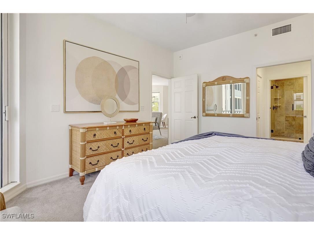 470 Launch Circle #V-405 Naples FL 34108 225052065 image17