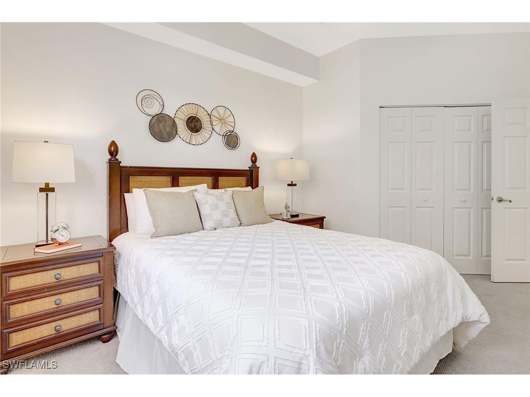 470 Launch Circle #V-405 Naples FL 34108 225052065 image22