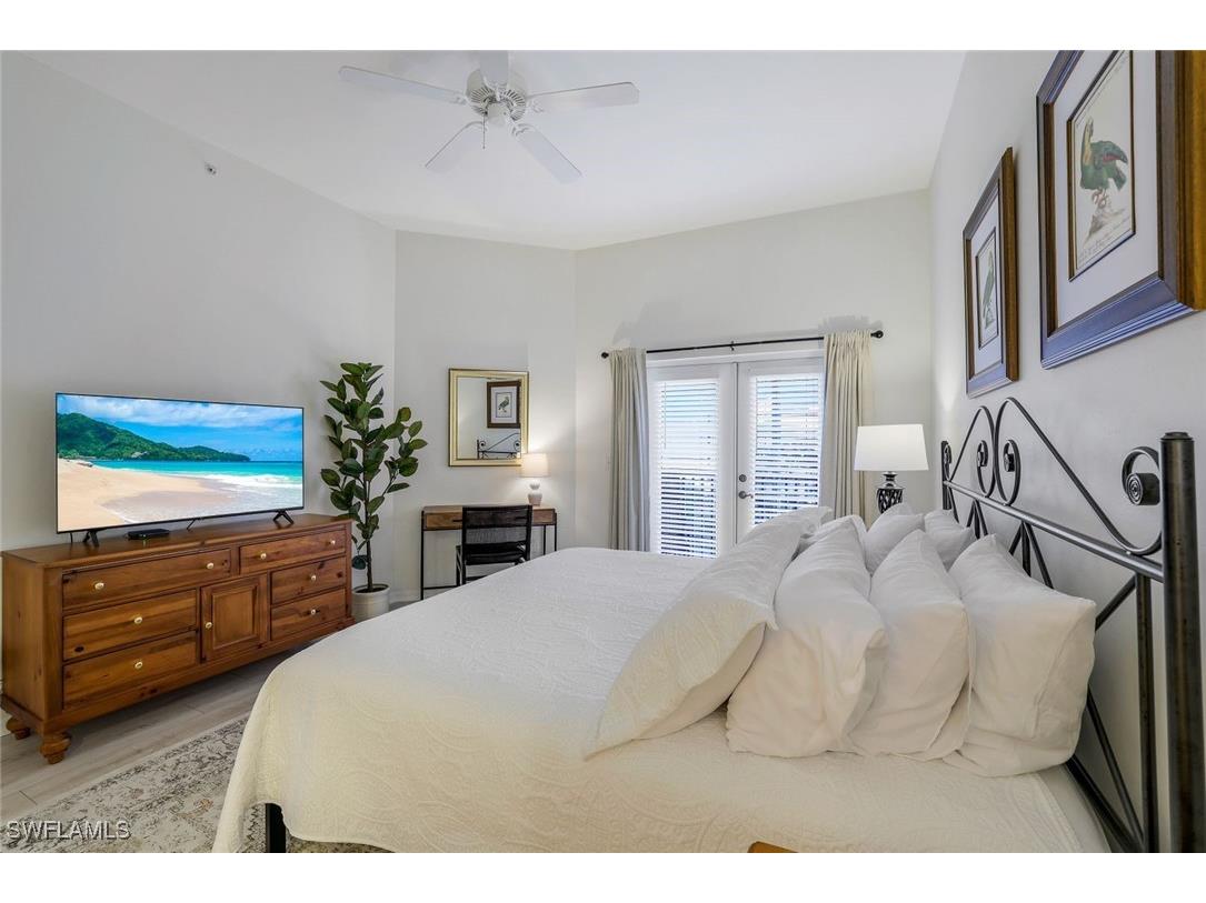 470 Launch Circle #V-603 Naples FL 34108 225044788 image10