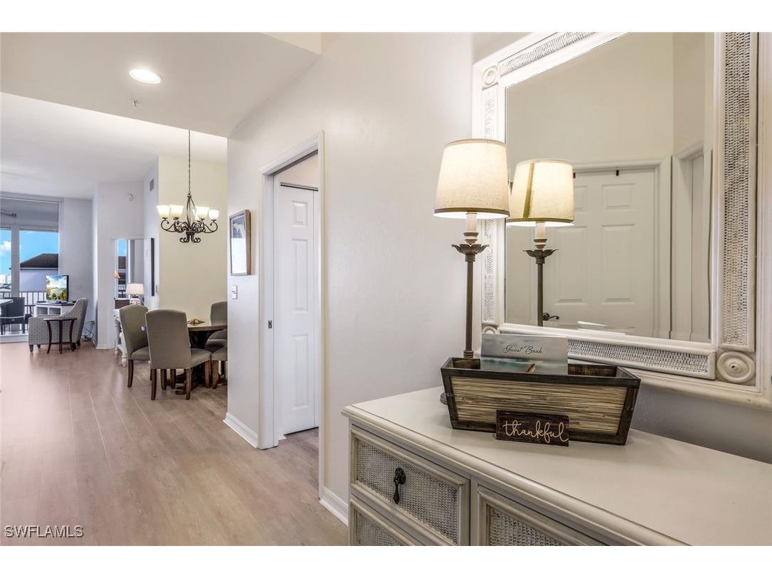 470 Launch Circle #V-604 Naples FL 34108 225044747 image1