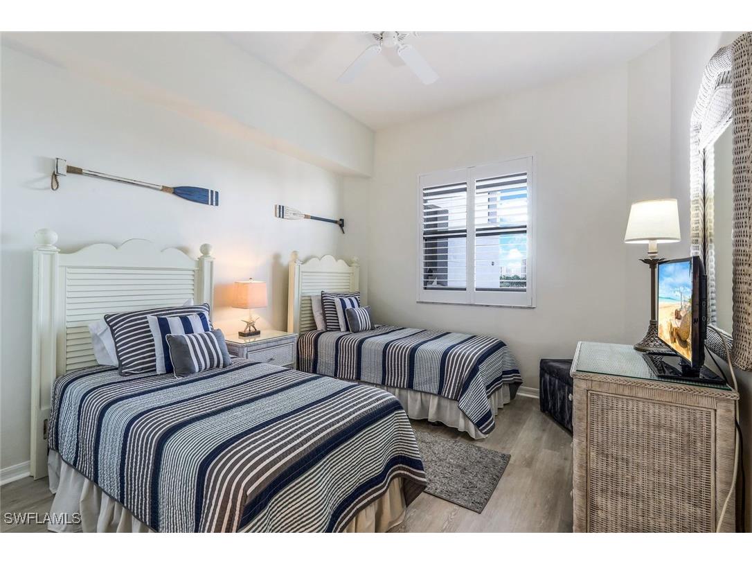 470 Launch Circle #V-604 Naples FL 34108 225044747 image11