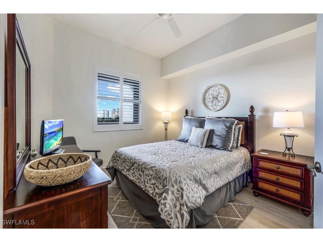 470 Launch Circle #V-604 Naples FL 34108 225044747 image13