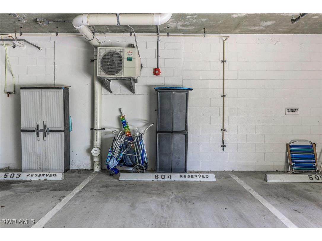 470 Launch Circle #V-604 Naples FL 34108 225044747 image17