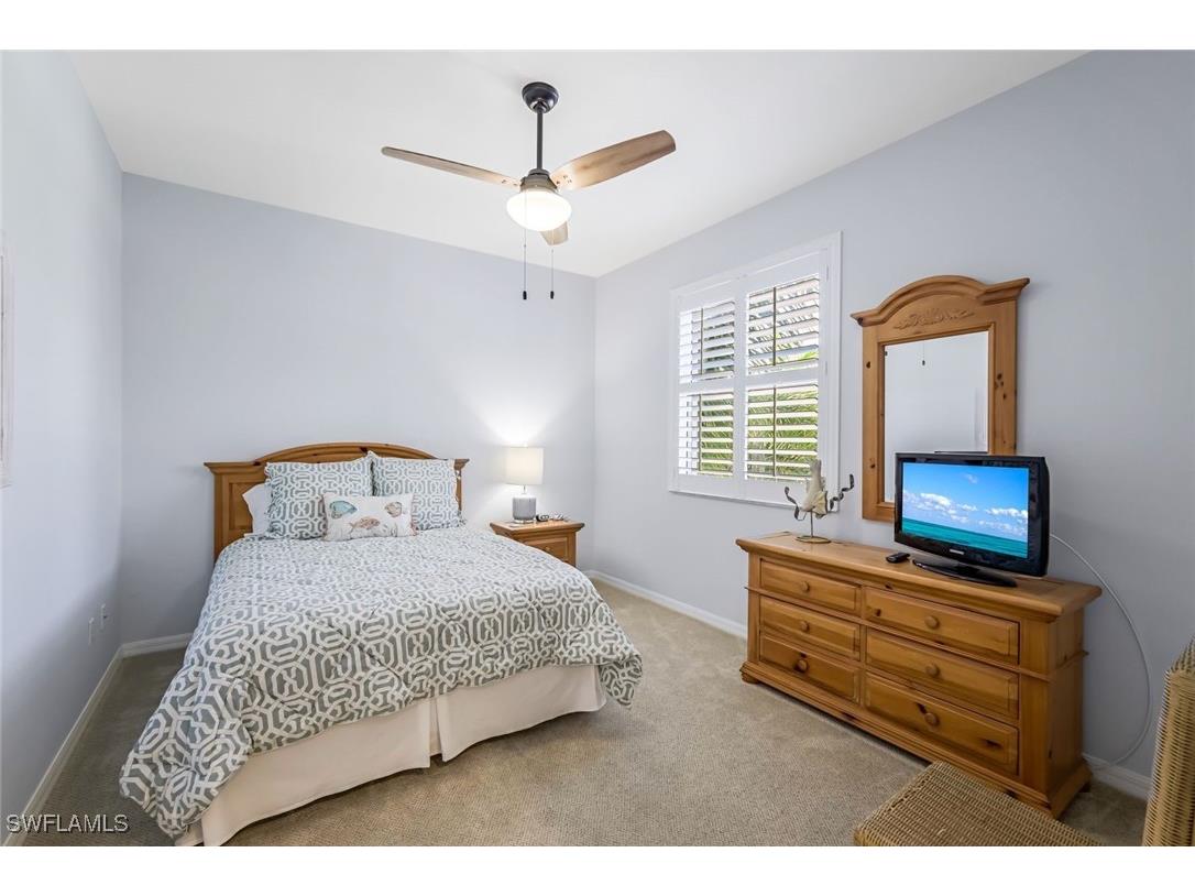 470 Launch Circle #V301 Naples FL 34108 225044820 image21