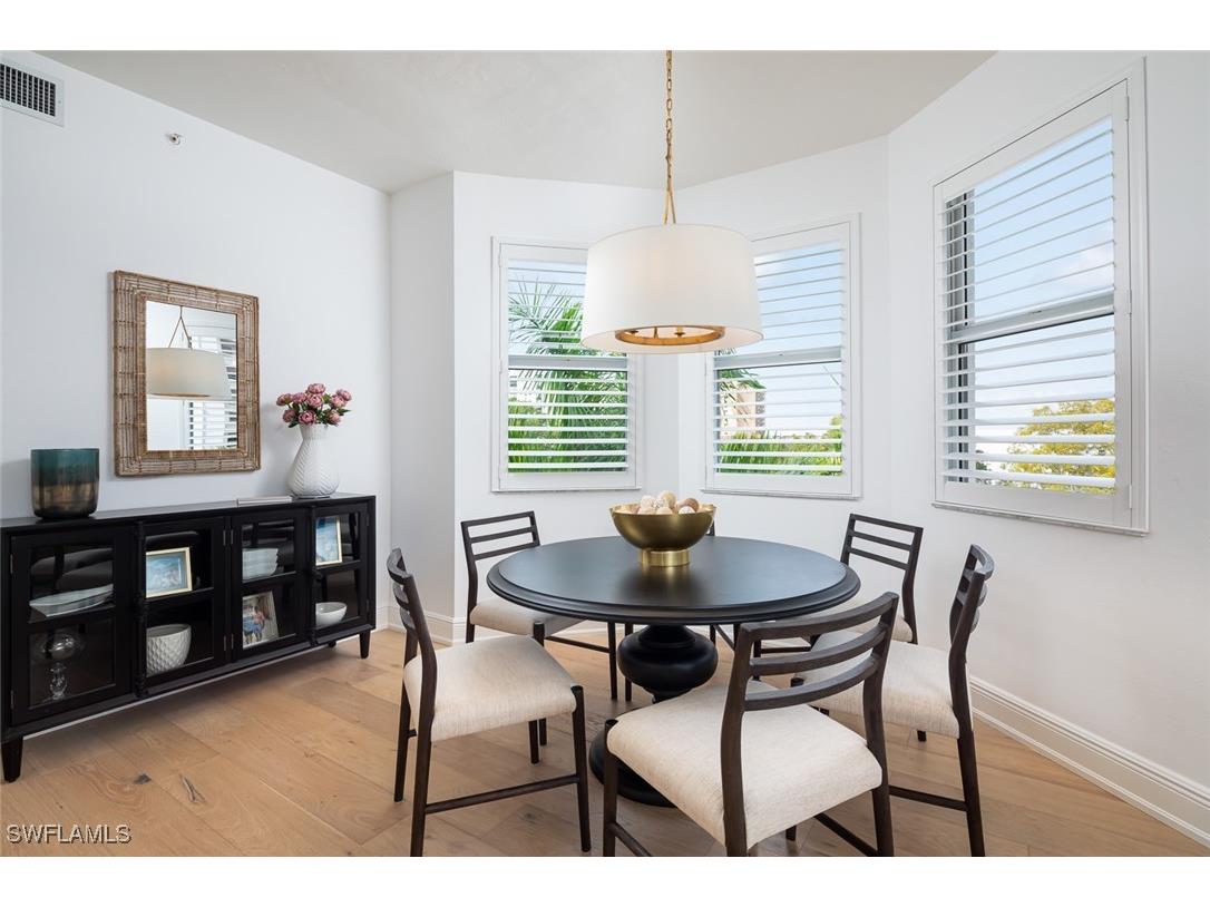 470 Launch Circle #V401 Naples FL 34108 225025416 image11