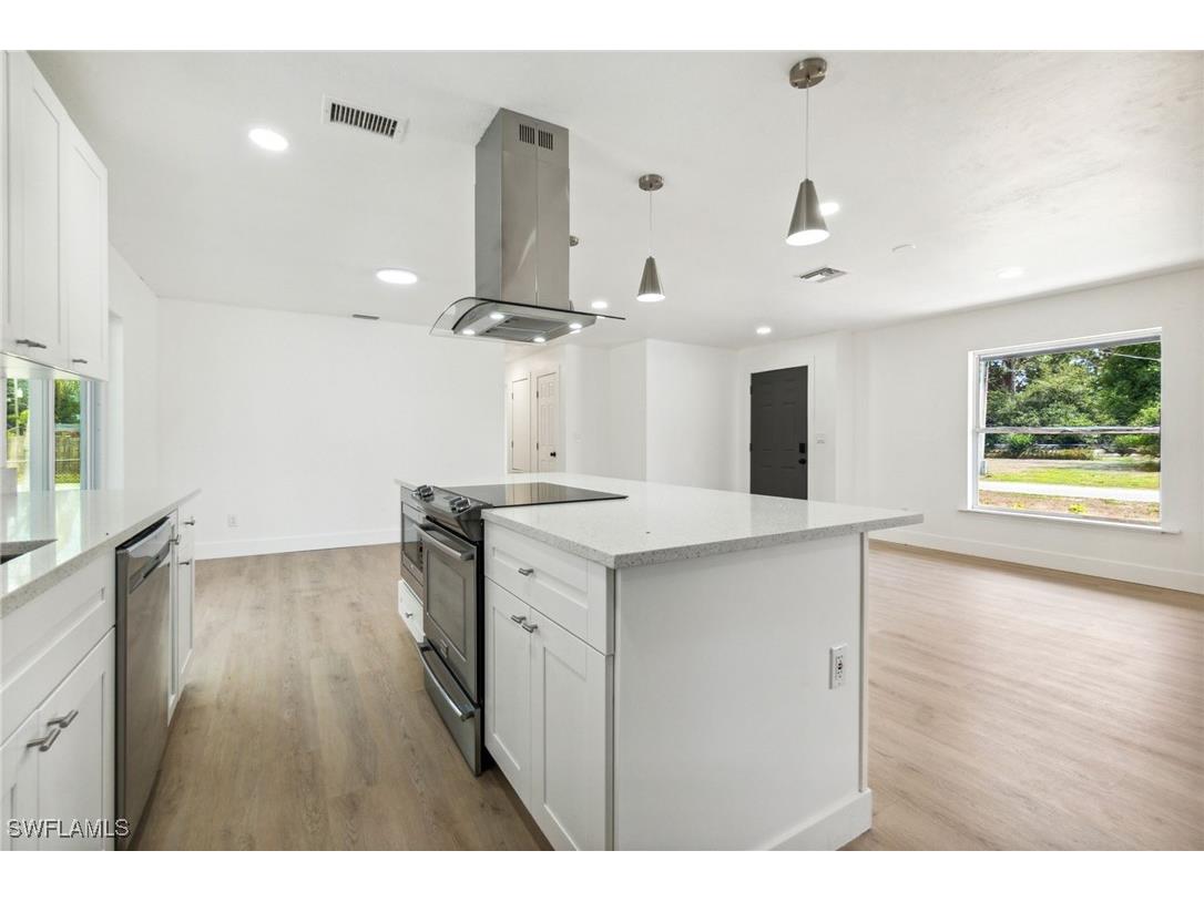 4700 3rd Street W Lehigh Acres FL 33971 225044593 image10