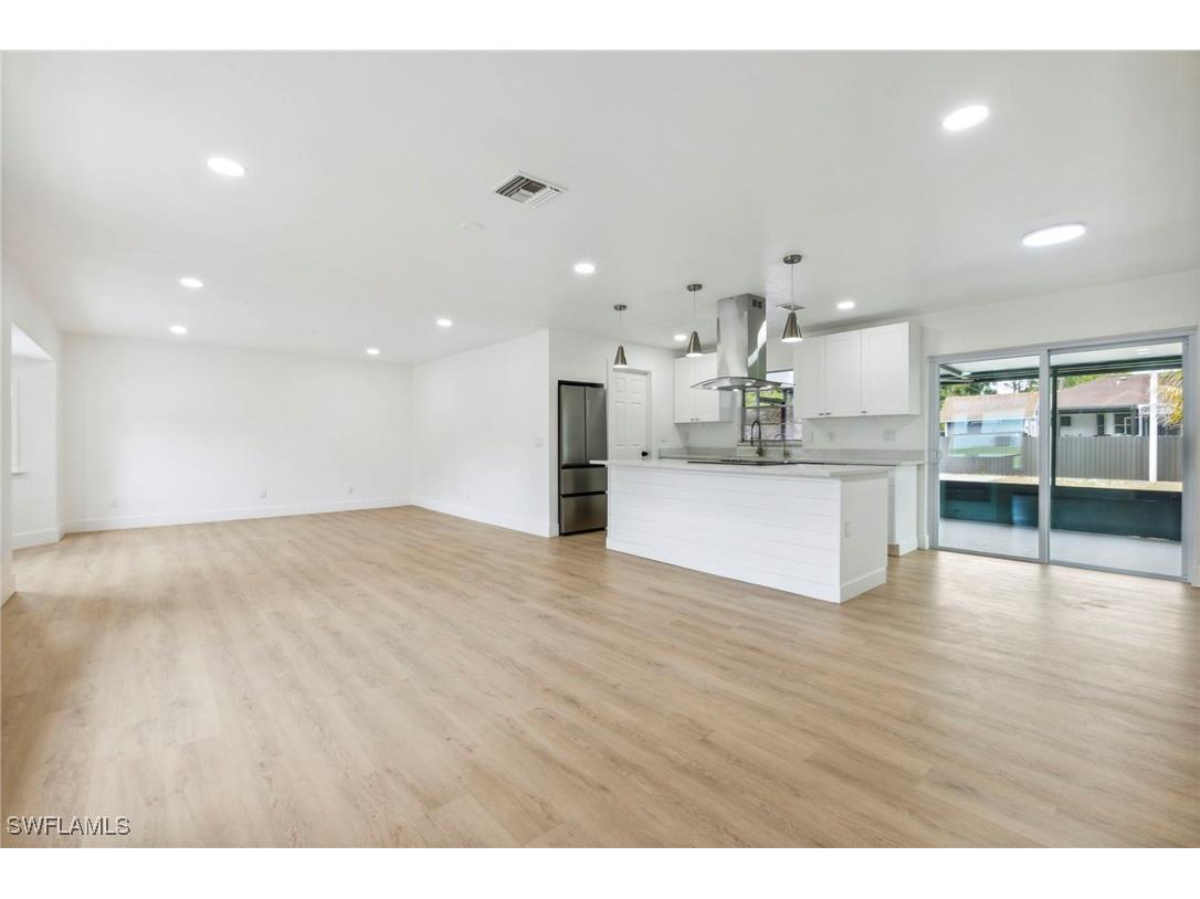 4700 3rd Street W Lehigh Acres FL 33971 225044593 image7